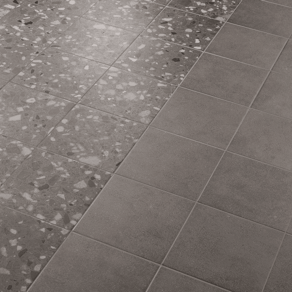 Andy flisen i farven Anthracite med Plain og Terrazzo overflade