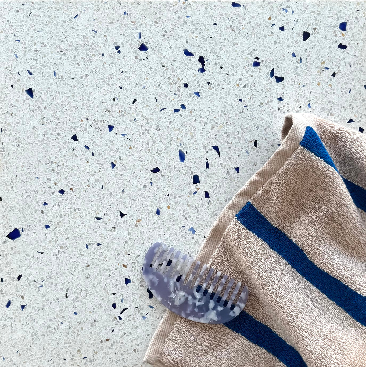 Terrazzo 1511 med lyst, blåt mix